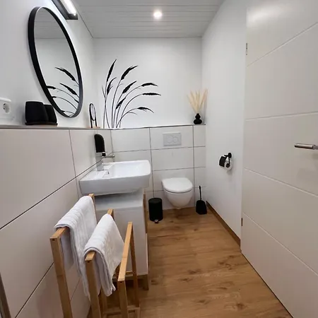 Familie Renner Direkt Am Deich 4 Schlafzimmer 2 Baeder 150qm Garten Terrasse Wallbox * Cappel-Neufeld