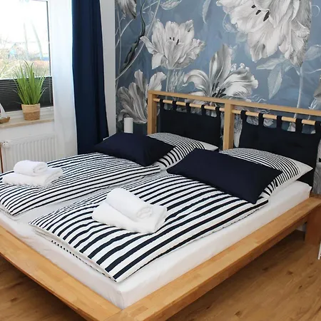 Familie Renner Direkt Am Deich 4 Schlafzimmer 2 Baeder 150qm Garten Terrasse Wallbox Cappel-Neufeld