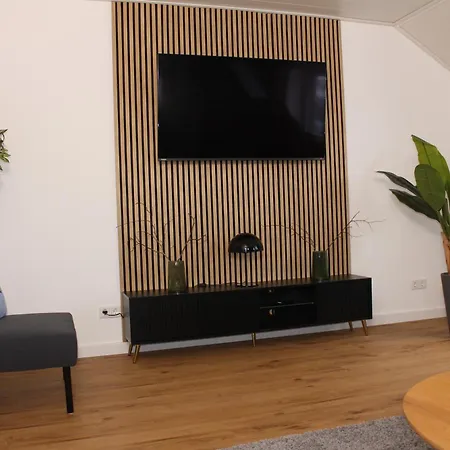 Familie Renner Direkt Am Deich 4 Schlafzimmer 2 Baeder 150qm Garten Terrasse Wallbox Cappel-Neufeld